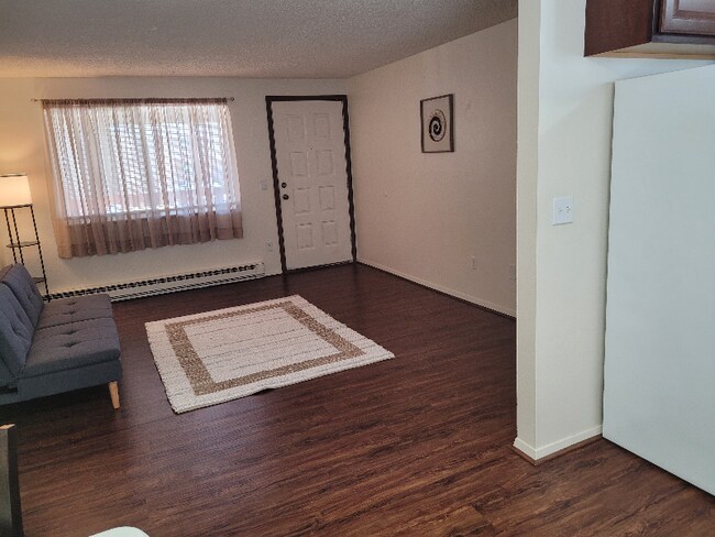 Foto del edificio - 228 Glenda Dr