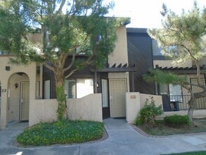 Building Photo - 7800 Westfield Rd