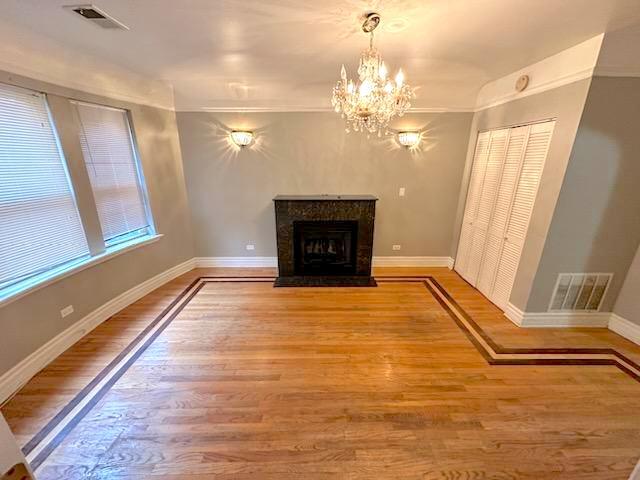 Foto del edificio - 40 N Menard Ave