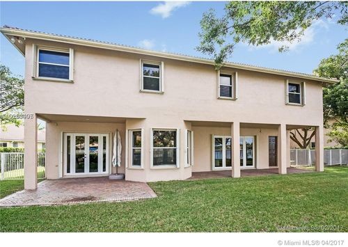 Foto del edificio - 792 Regal Cove Rd