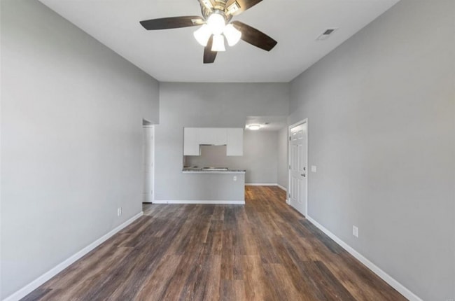 Building Photo - 1630 Summergate Pkwy