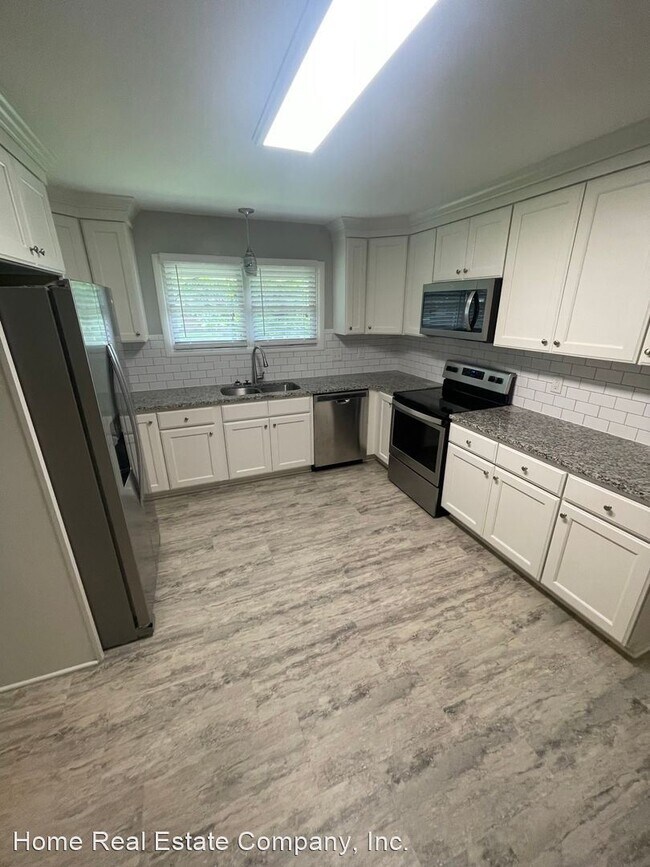 Building Photo - 3 br, 2 bath House - 1361 Abingdon Way