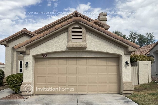 Building Photo - 1400 Desert Hills Dr
