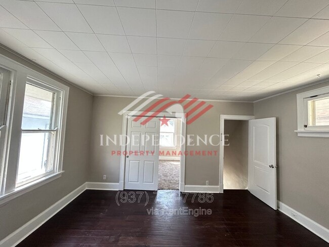 Building Photo - 5563 Bosworth Pl