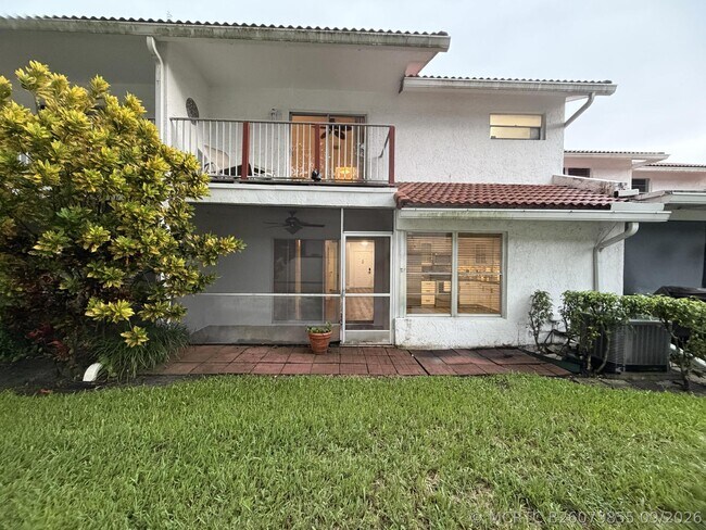 Foto del edificio - 8953 NW 23rd St