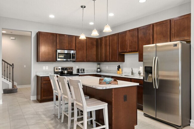 Building Photo - 132 Mediterranean Way