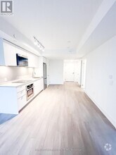 Building Photo - 8 Cedarland Dr