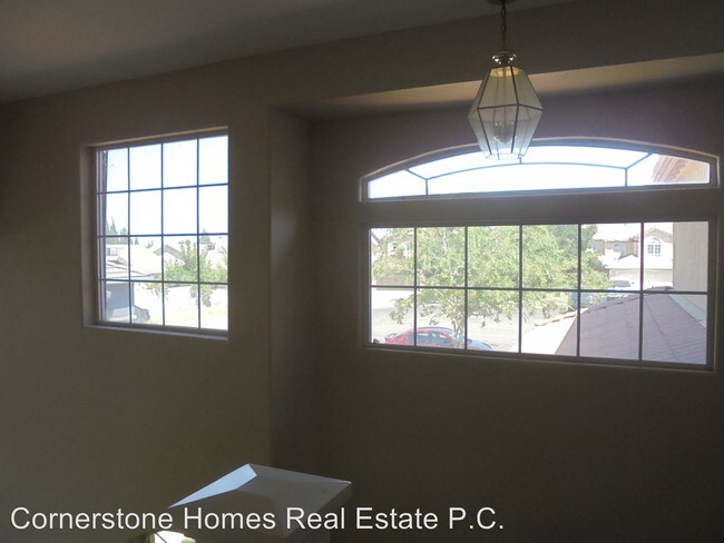 Foto del edificio - 4 br, 3 bath House - 670 Candlestick Ct
