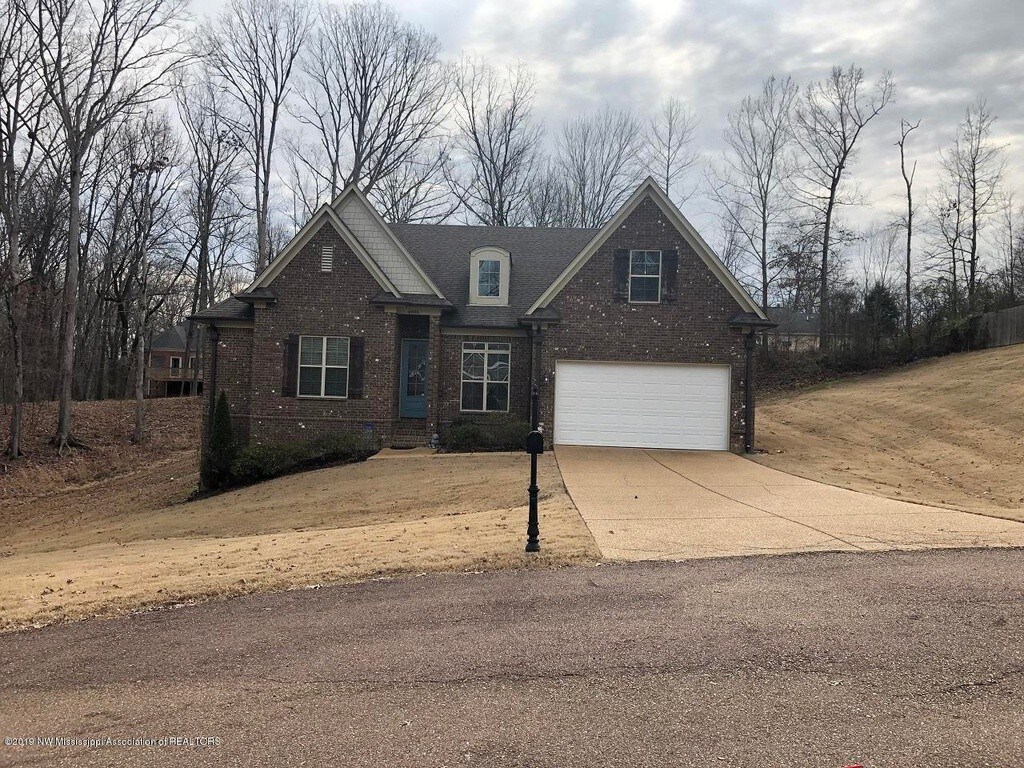 Foto principal - 4905 Huron Rd