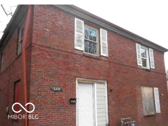 Primary Photo - 2223 E 38th St