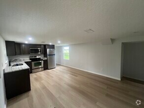 Building Photo - 17745 SE 283rd Ave