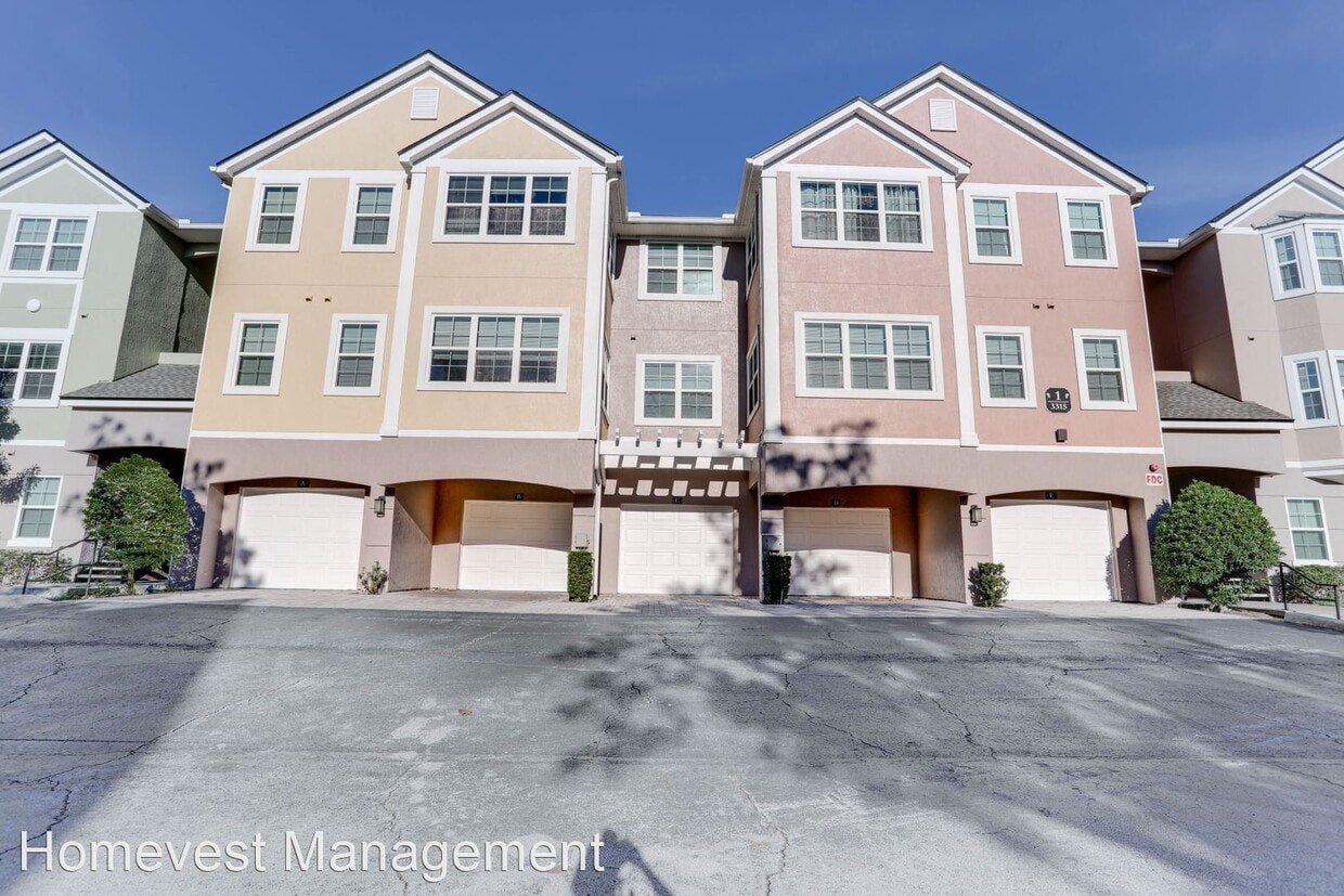 3315 Parkchester Square Blvd, Orlando, FL 32835 House Rental in