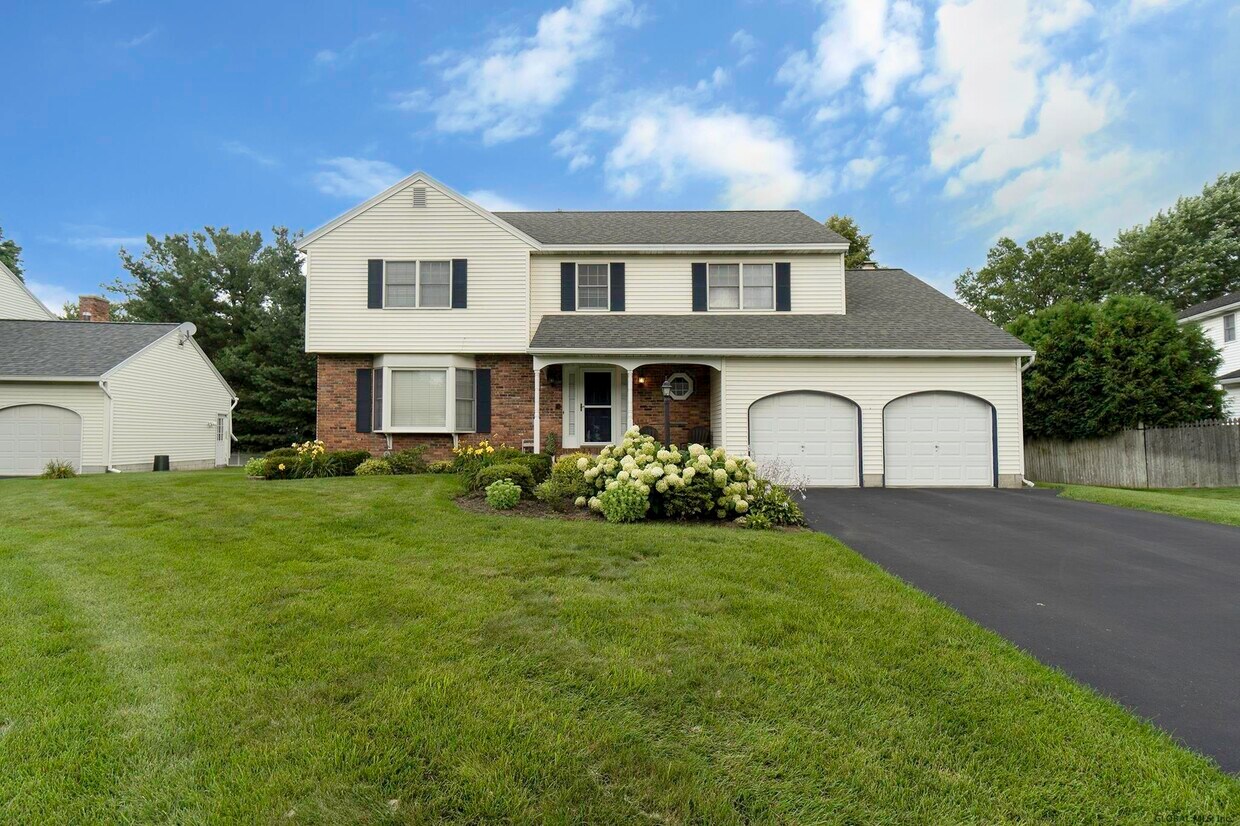 3 Larkspur Dr, Latham, NY 12110 House for Rent in Latham, NY