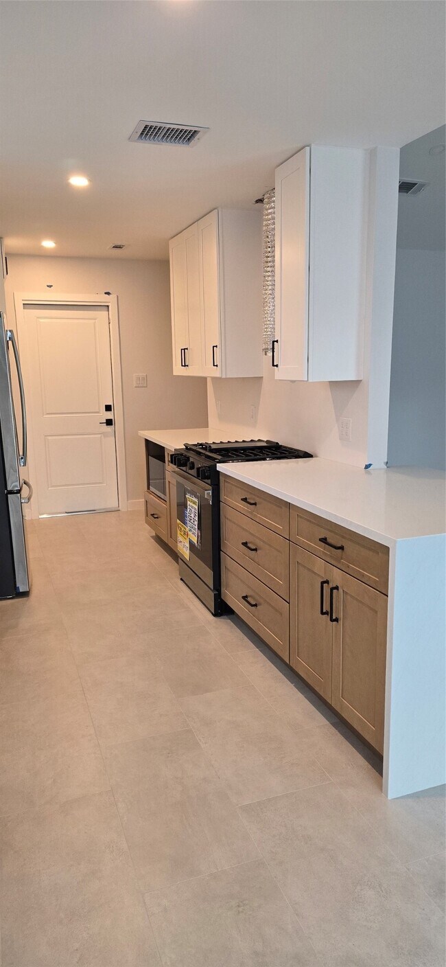 Foto del edificio - 1403 Bramblebury Dr