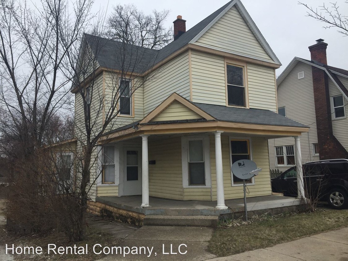 Foto principal - 3 br, 1 bath House - 315 Trowbridge NE