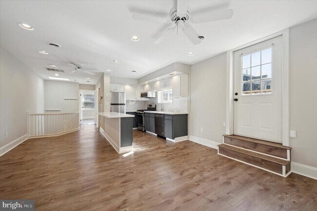 Foto del edificio - 268 S 46th St