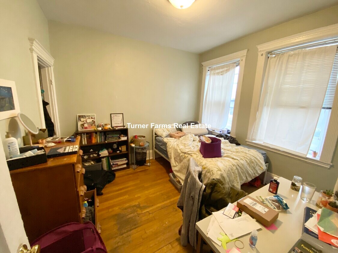 Foto principal - 456 Park Dr