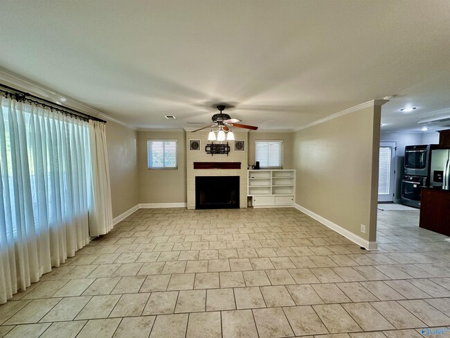Building Photo - 8613 Camille Dr SE