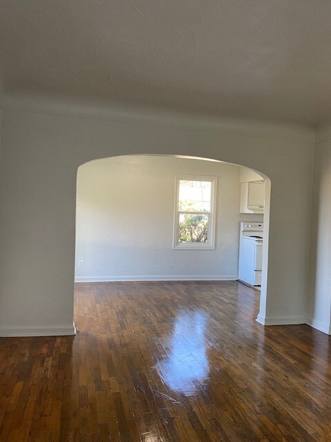 Foto del edificio - 3180 Brown Rd NE
