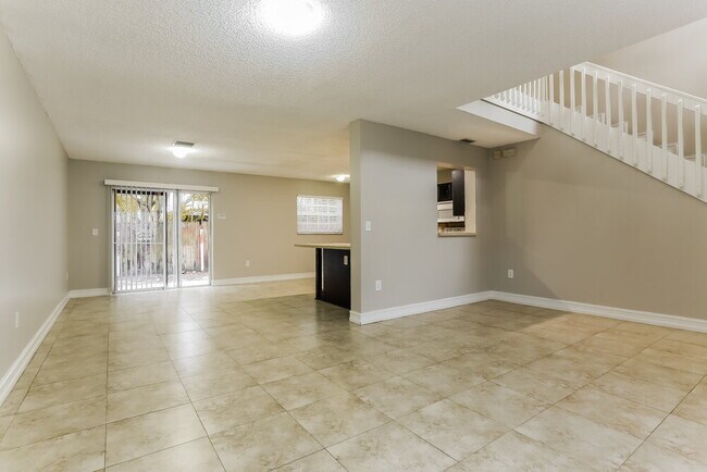 Building Photo - 40 NW 110th Ave