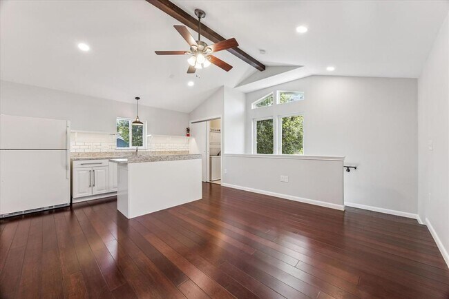 Building Photo - 4408 Garnett St