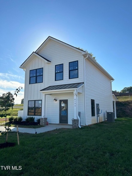 Foto principal - 4196 Oak St