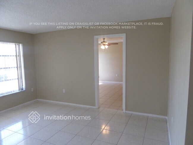 Foto del edificio - 2400 NW 85th Ave