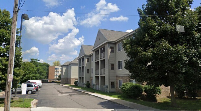 Foto del edificio - 1300 Electric Ave