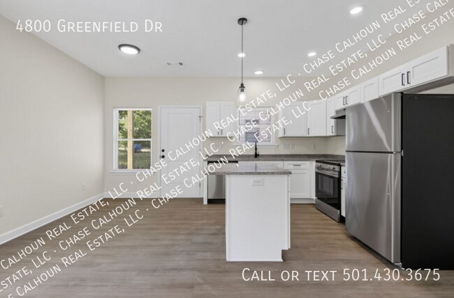 Building Photo - 4800 Greenfield Dr