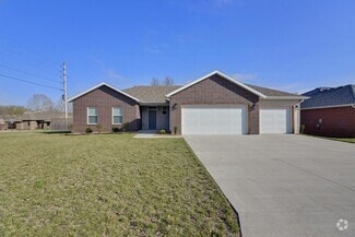 Building Photo - 4207 E Eastmoor Dr