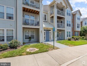 Building Photo - 685 Winding Stream Way