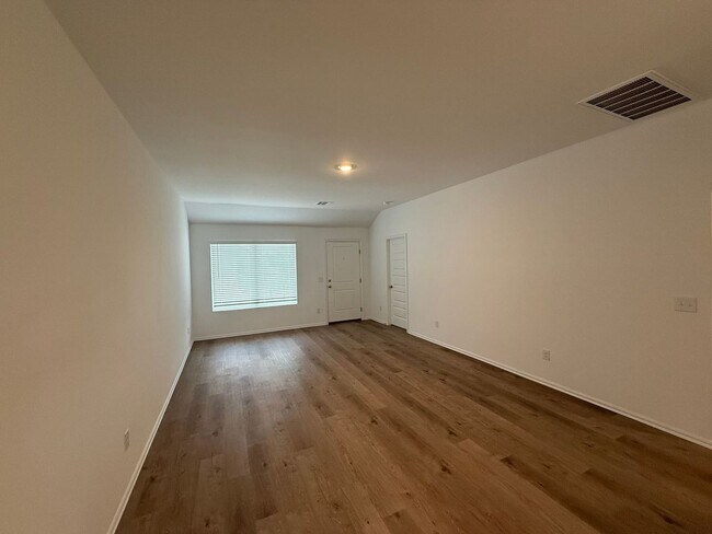 Building Photo - Brand New 4 Bedroom Home in Newcastle Schools