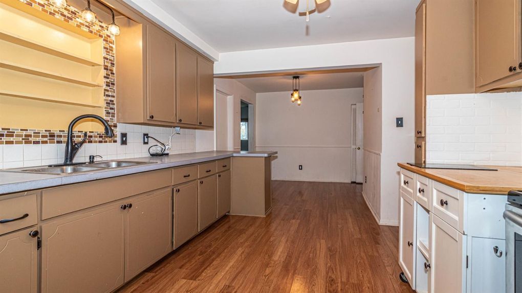 866 Coolidge Ave, Clawson, MI 48017 House Rental in Clawson, MI