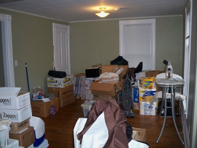 Building Photo - 2 br, 1 bath Duplex - 546 Lyon St NE Apt 2