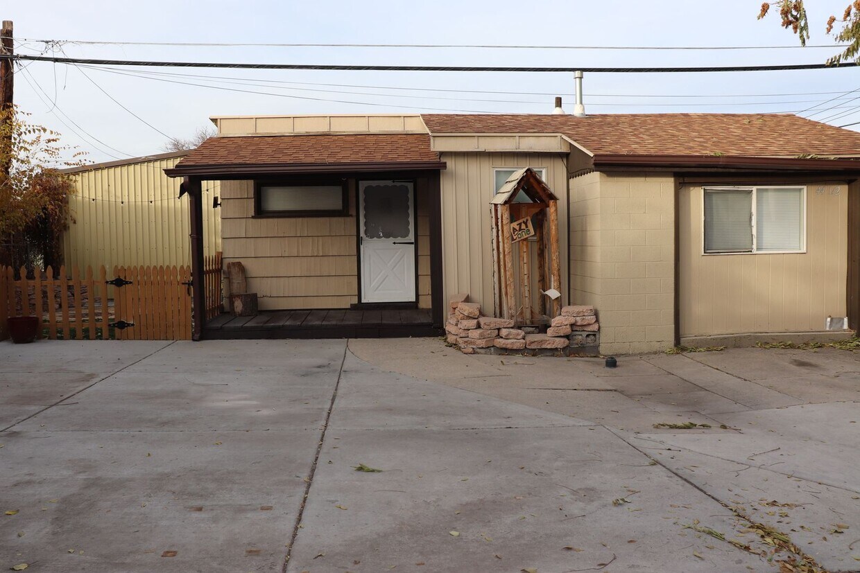 44 W 2700 S South Salt Lake Apartment for Rent in South Salt Lake, UT