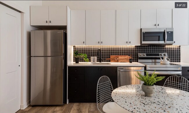 Foto del edificio - 1835 E Boston St