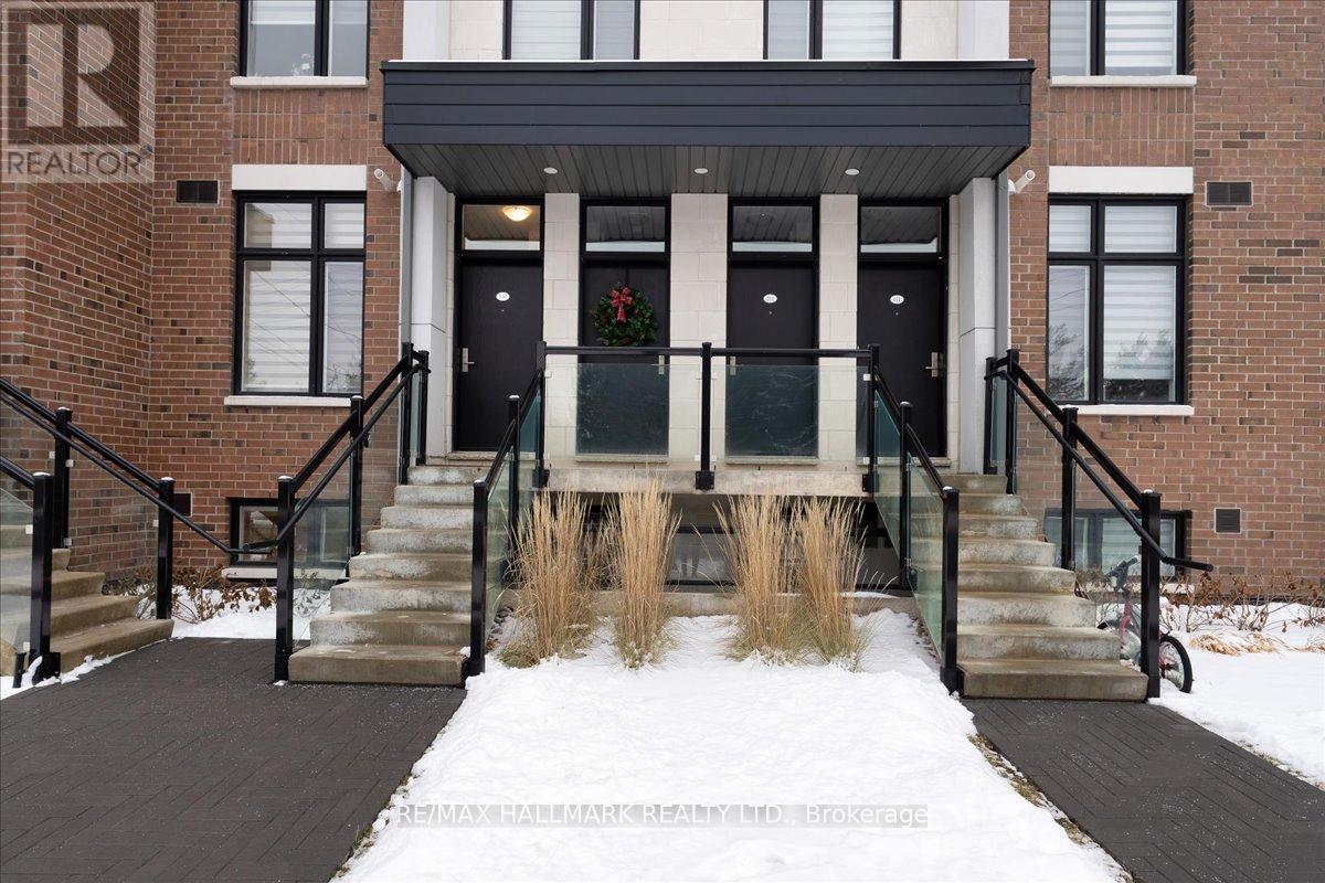 9560-9560 Islington Ave, Vaughan (Sonoma Heights), ON L4H 4Z5 - Maison