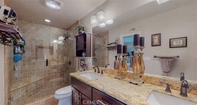 Foto del edificio - 4382 Dorthea St