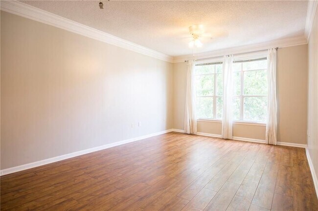 Foto del edificio - 955 Juniper St NE