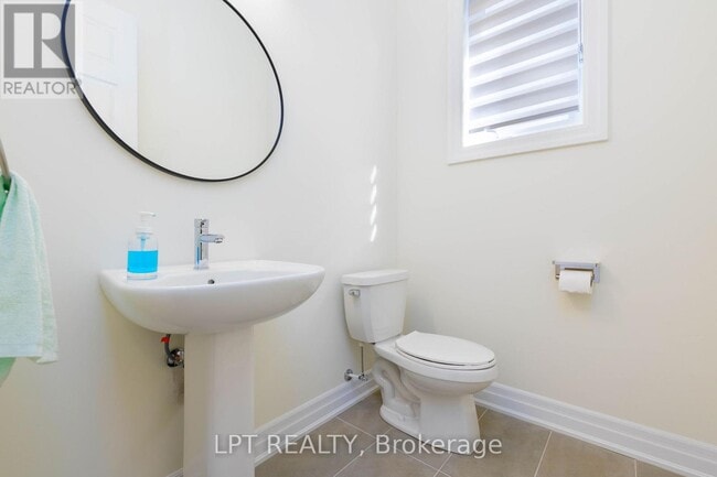 Building Photo - 32 Max Bulmer Ct