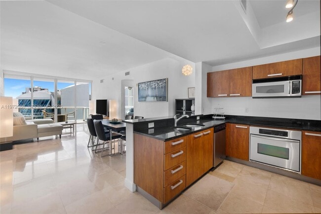 Building Photo - 3131 NE 188th St