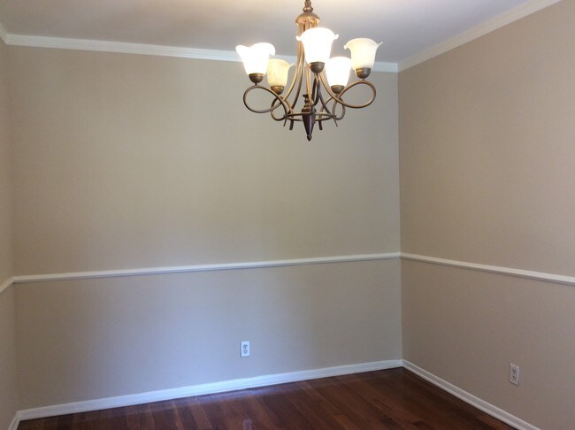 Foto del edificio - 14823 Addison St