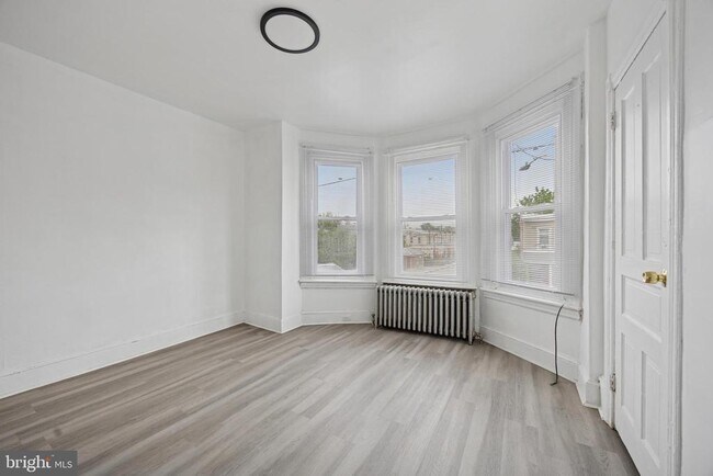 Foto del edificio - 6111 Pine St