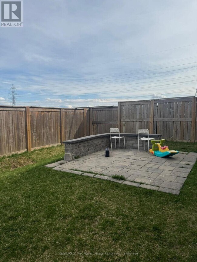 Photo du bâtiment - 120 Vineberg Dr