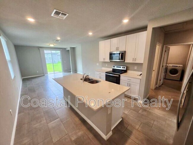 Building Photo - 34807 Telluride Ln