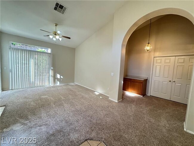 Building Photo - 9833 Panorama Cliff Dr