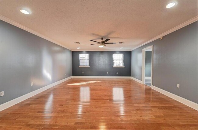 Foto del edificio - 5923 General Haig St