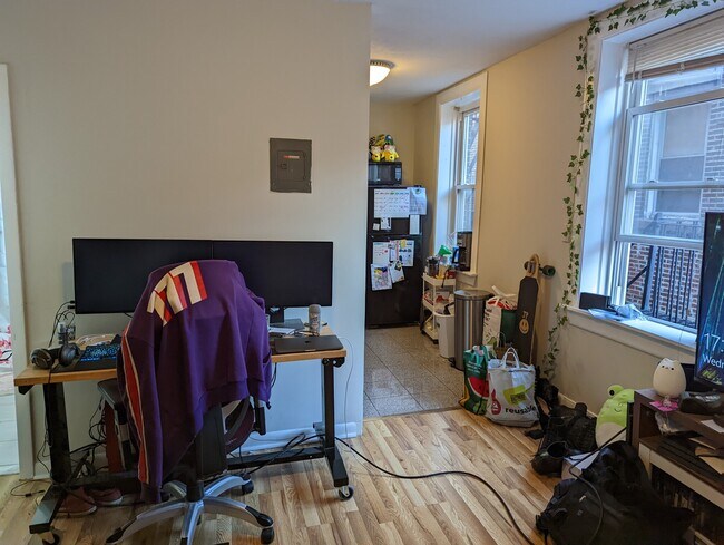 Foto del edificio - 145 Endicott St