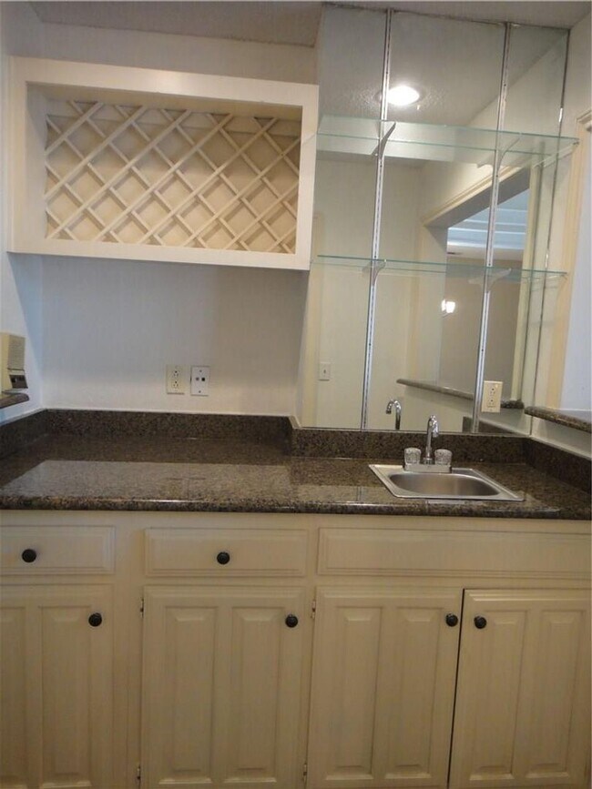 Foto del edificio - Hickory Hill