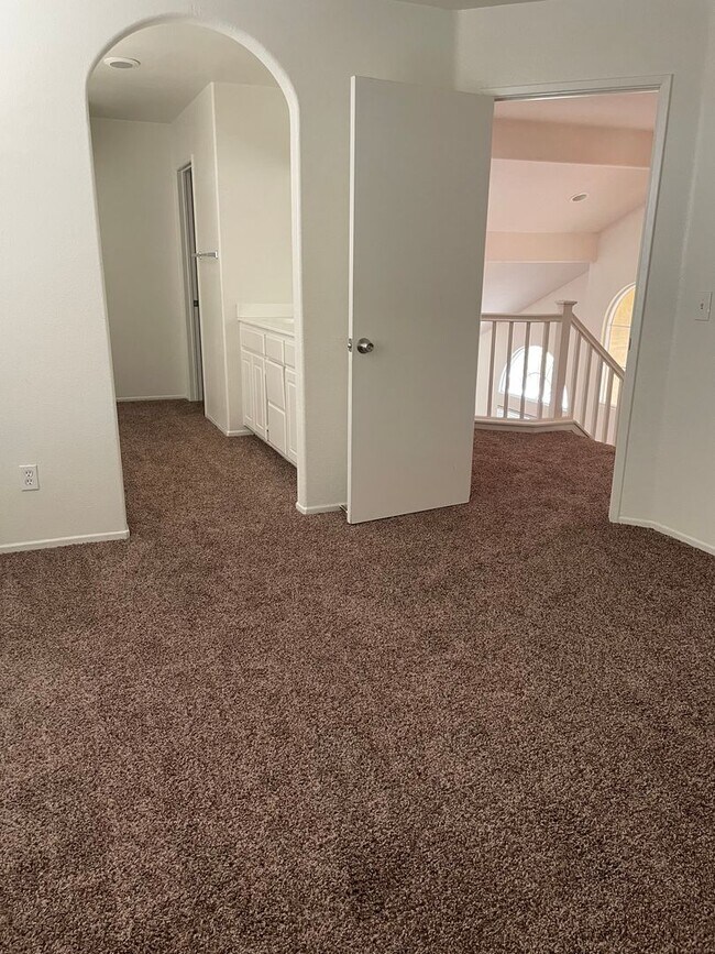 Foto del edificio - 12866 Brookdale St